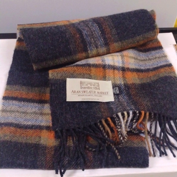 Aran Lambswool Scarf - Picture 1 of 2